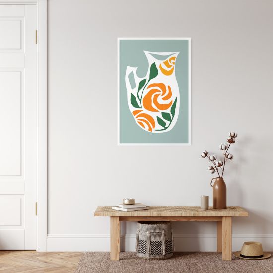 Poster de uma jarra branca com um padrão floral laranja e verde, em contraste com um fundo verde claro. 1